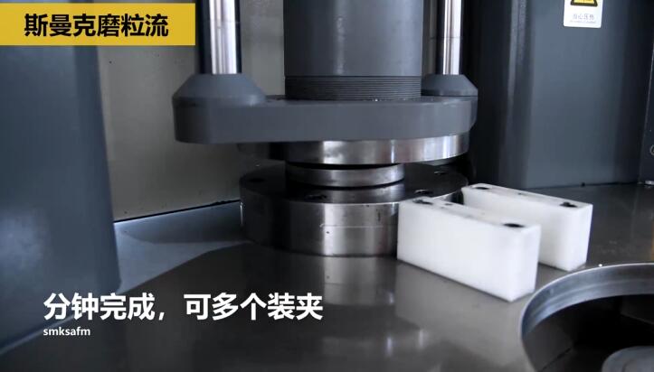 冷镦模具内孔抛光，<a href='http://www.cgzpig.cn' target='_blank'><u>流体抛光机</u></a>来执行
