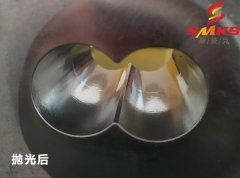 把锈迹斑斑的异形孔抛光成镜面状态！